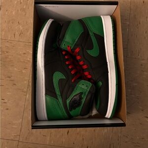 Jordan pine green 1s